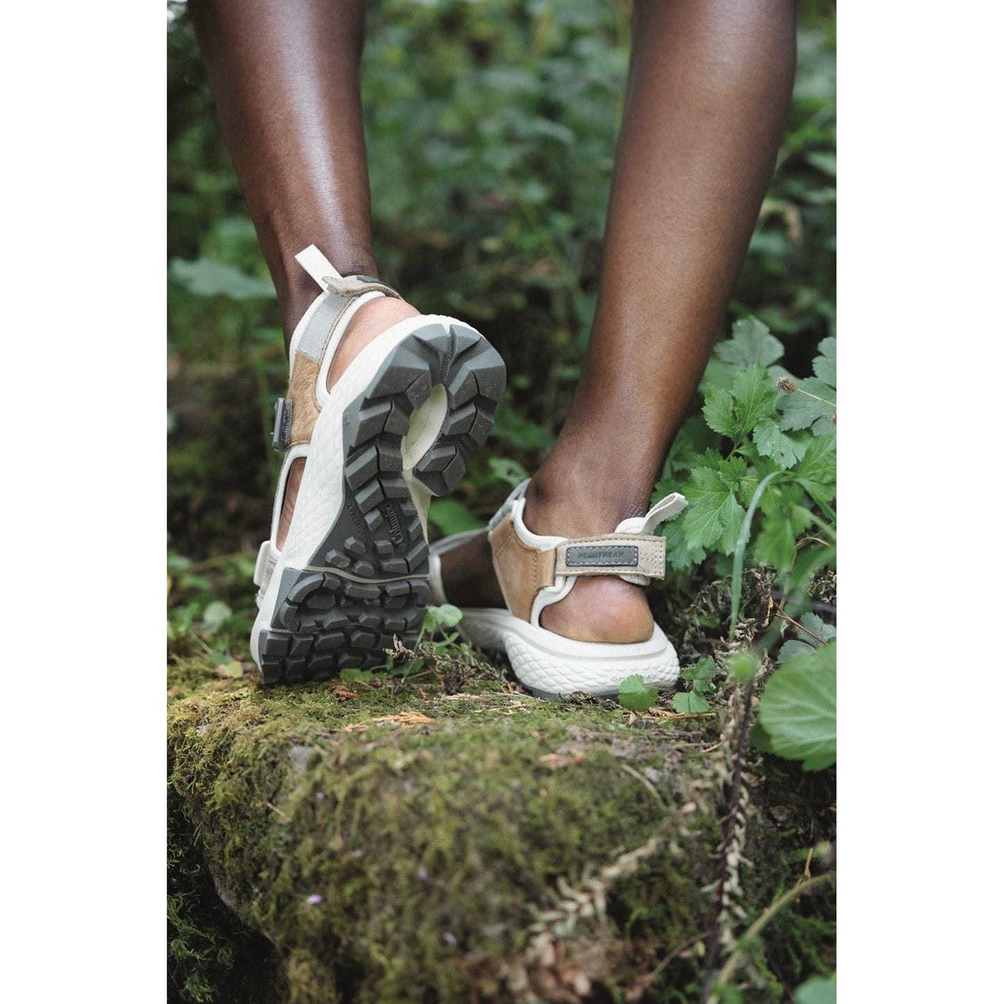 Columbia Peakfreak Rush Leather Women's Dark Stone/Quarry Sandals