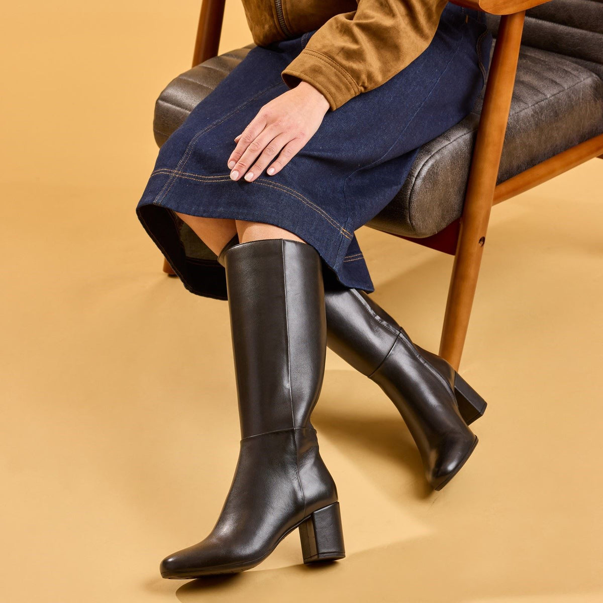 Hush Puppies Oprah Long Leather Women's Black Heeled Knee High Boots