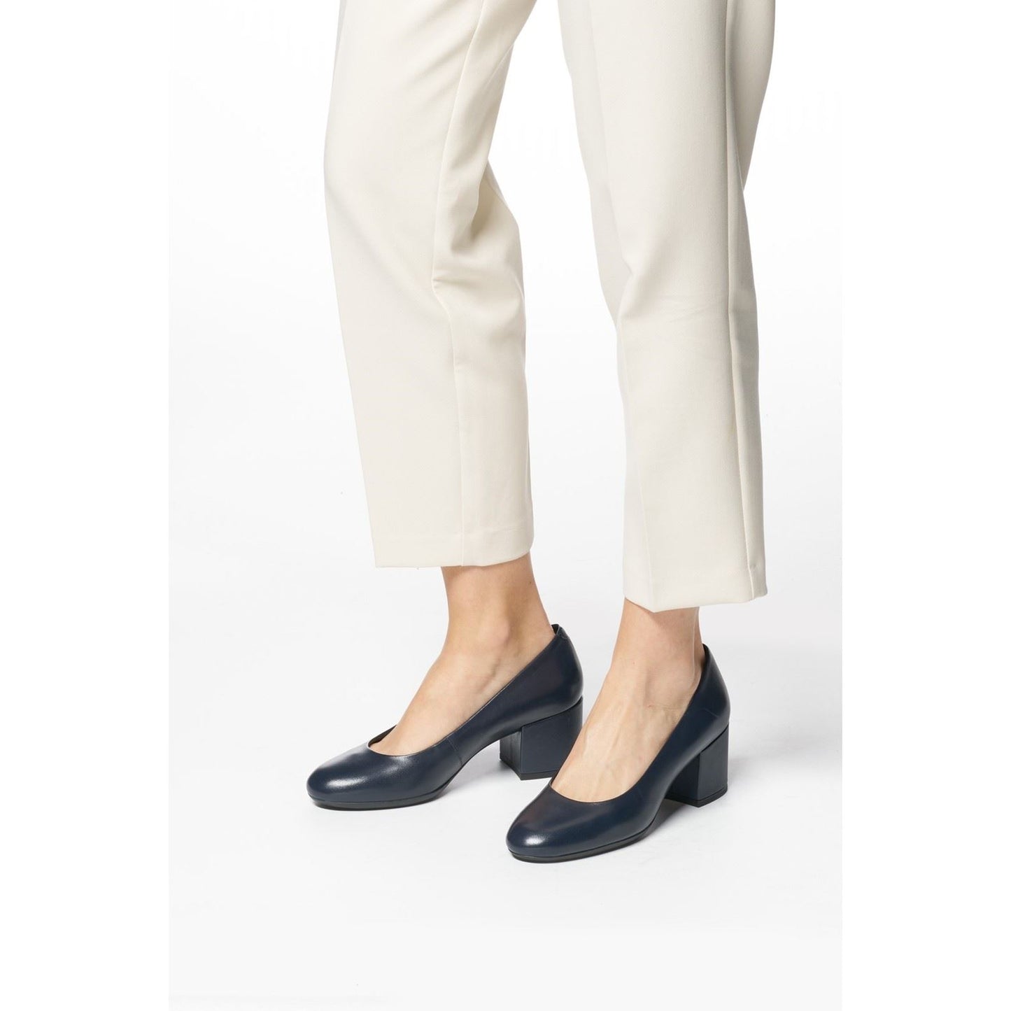 Geox Women's D ELEANA A SHOES in Navy