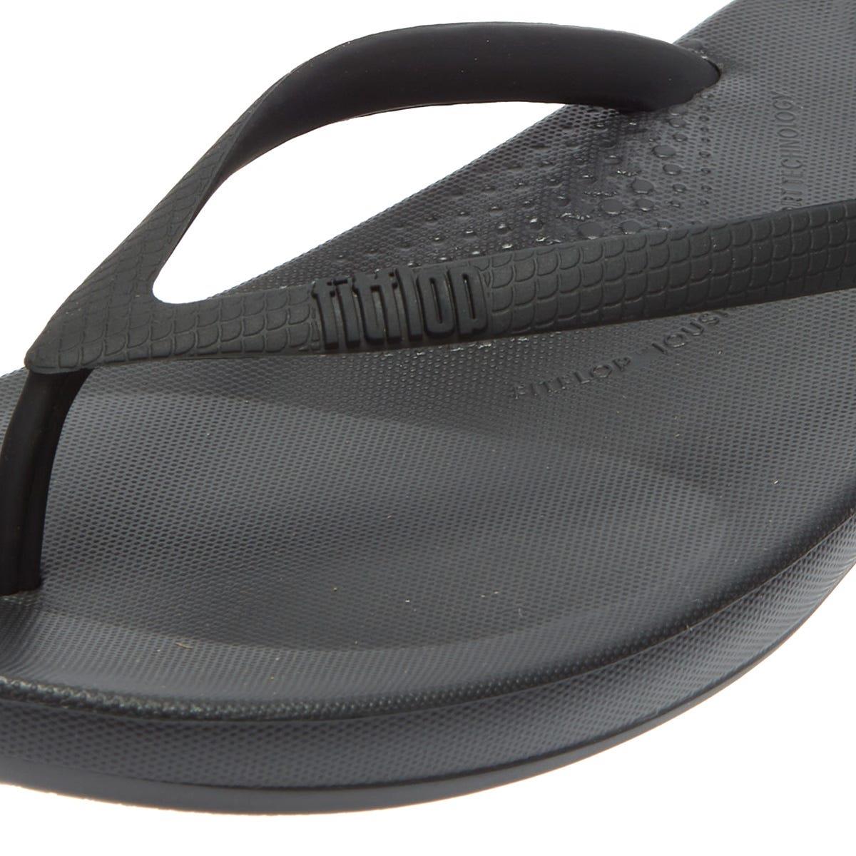 FitFlop Iqushion Ergonomic Women's All Black Flip Flops