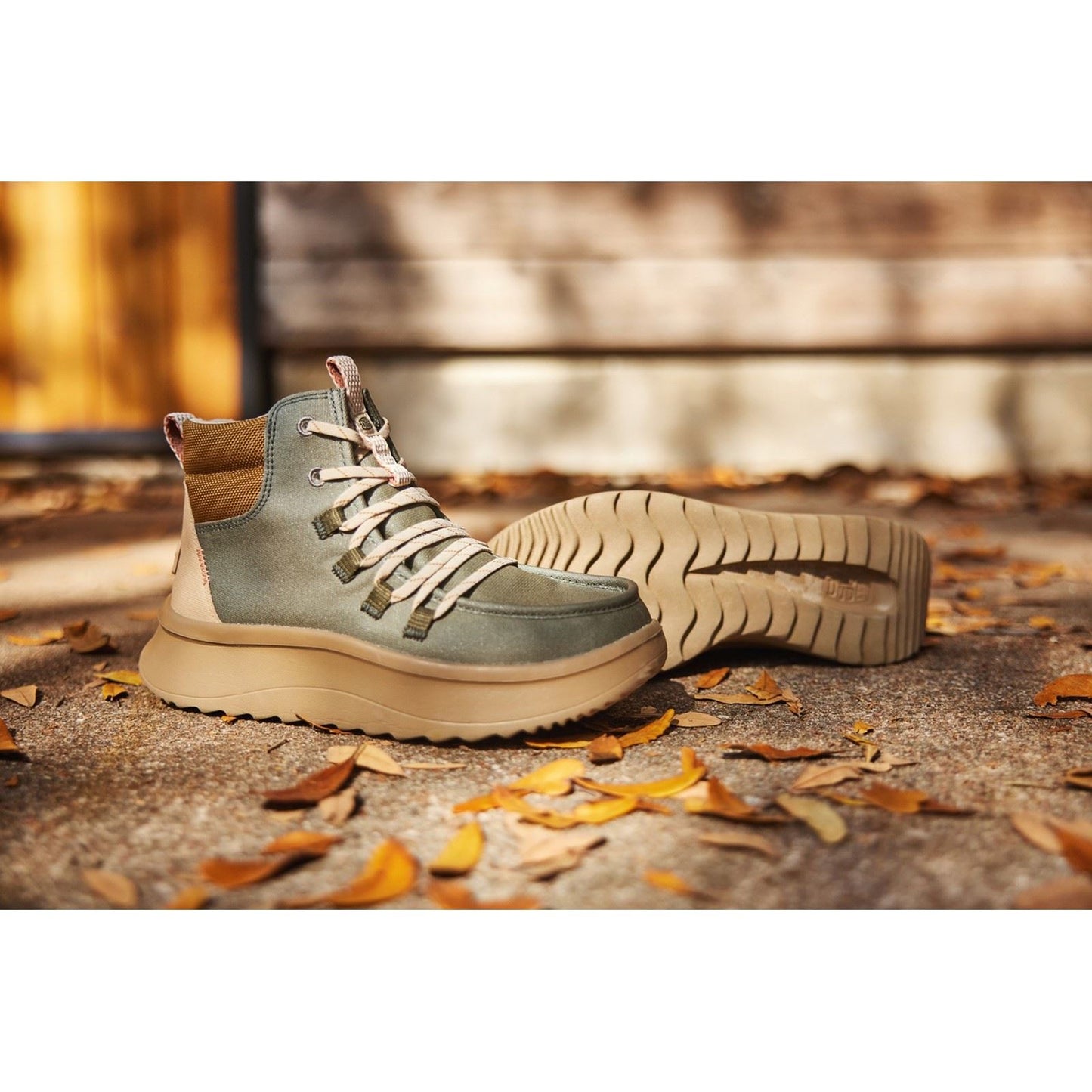 HEYDUDE Women's Wendy Peak Apres Ankle Boots in Olive