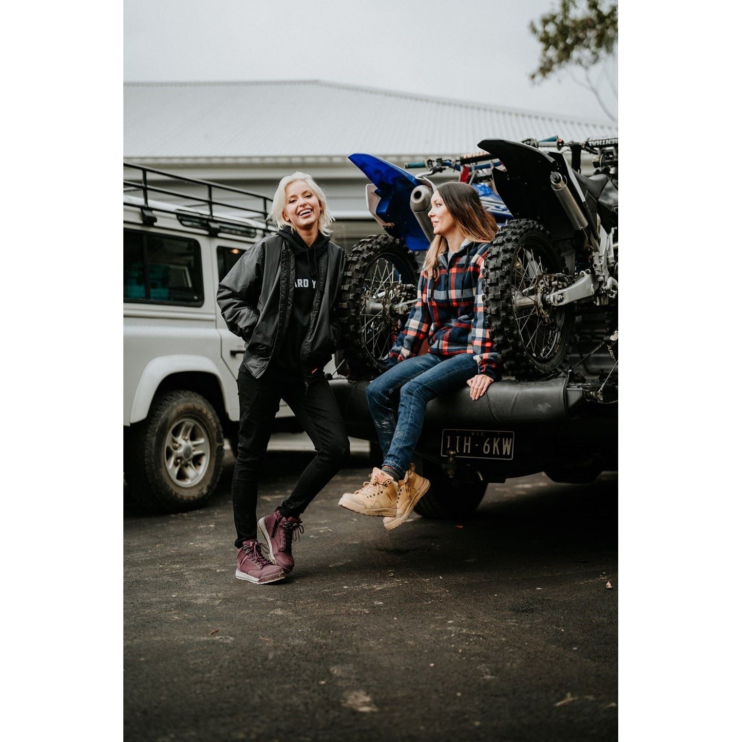 Hard Yakka Women's 3056 PR Side Zip Safety Boot in Wheat