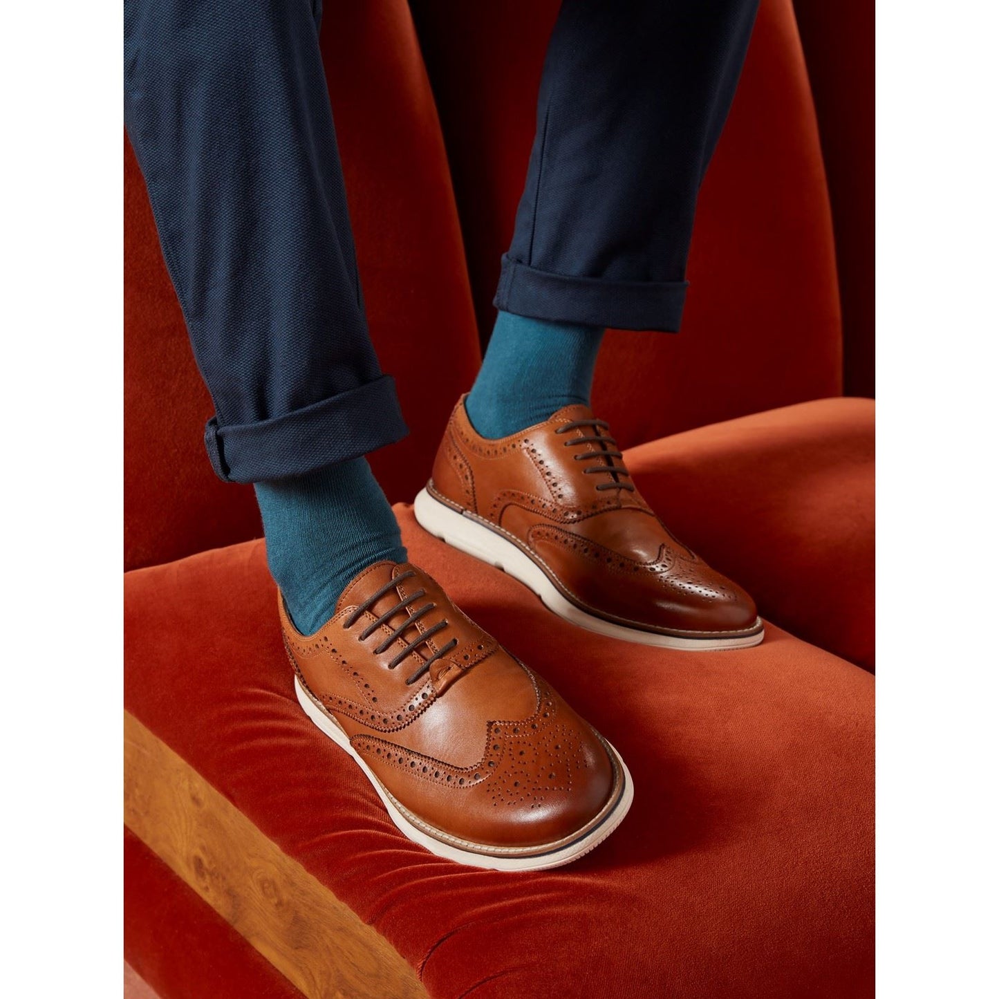 Hush Puppies Zach Leather Men's Tan/White Brogues Shoes