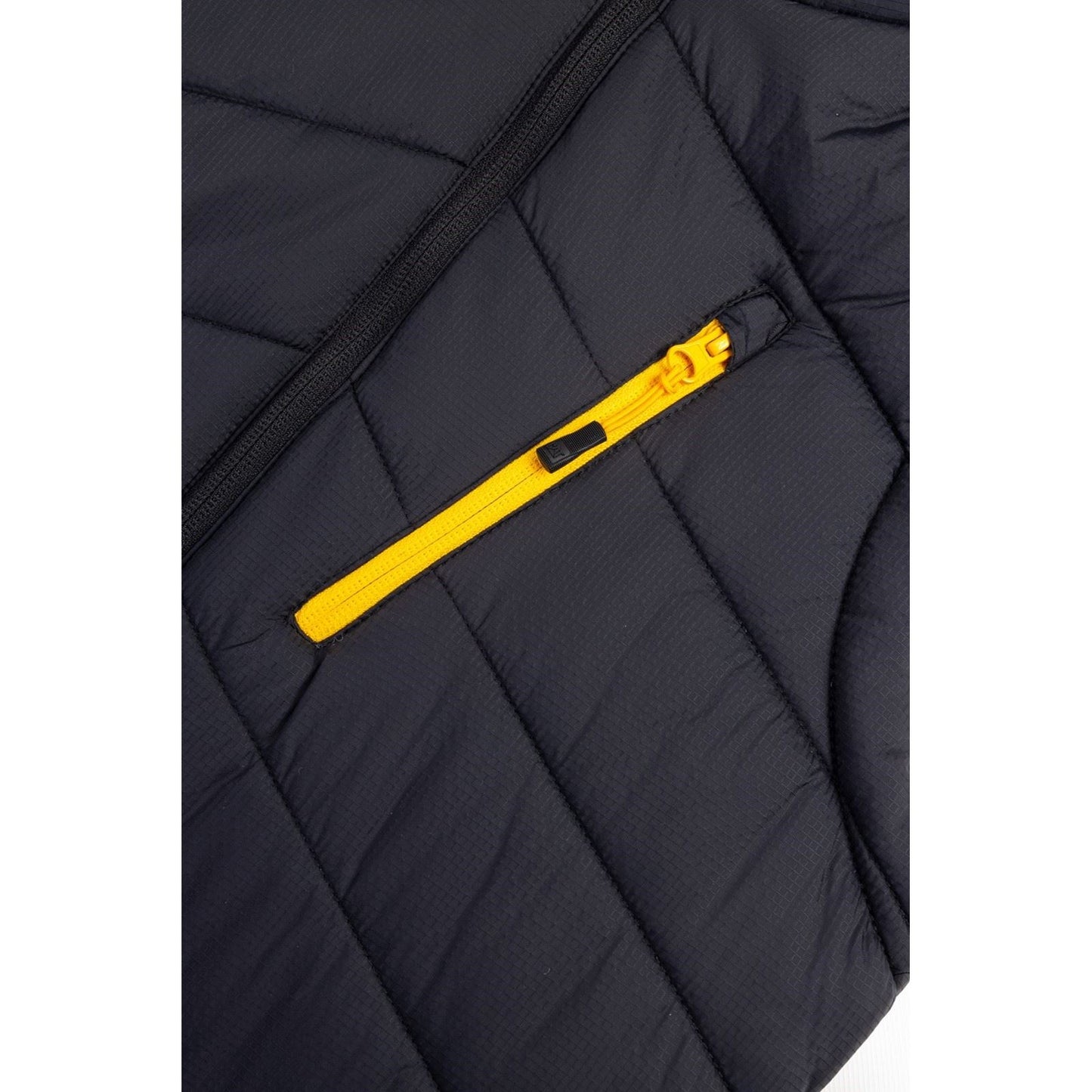 Caterpillar Men's Essentials Body Warmer in Black
