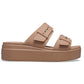 Crocs Women's Brooklyn Sandal Low in Latte