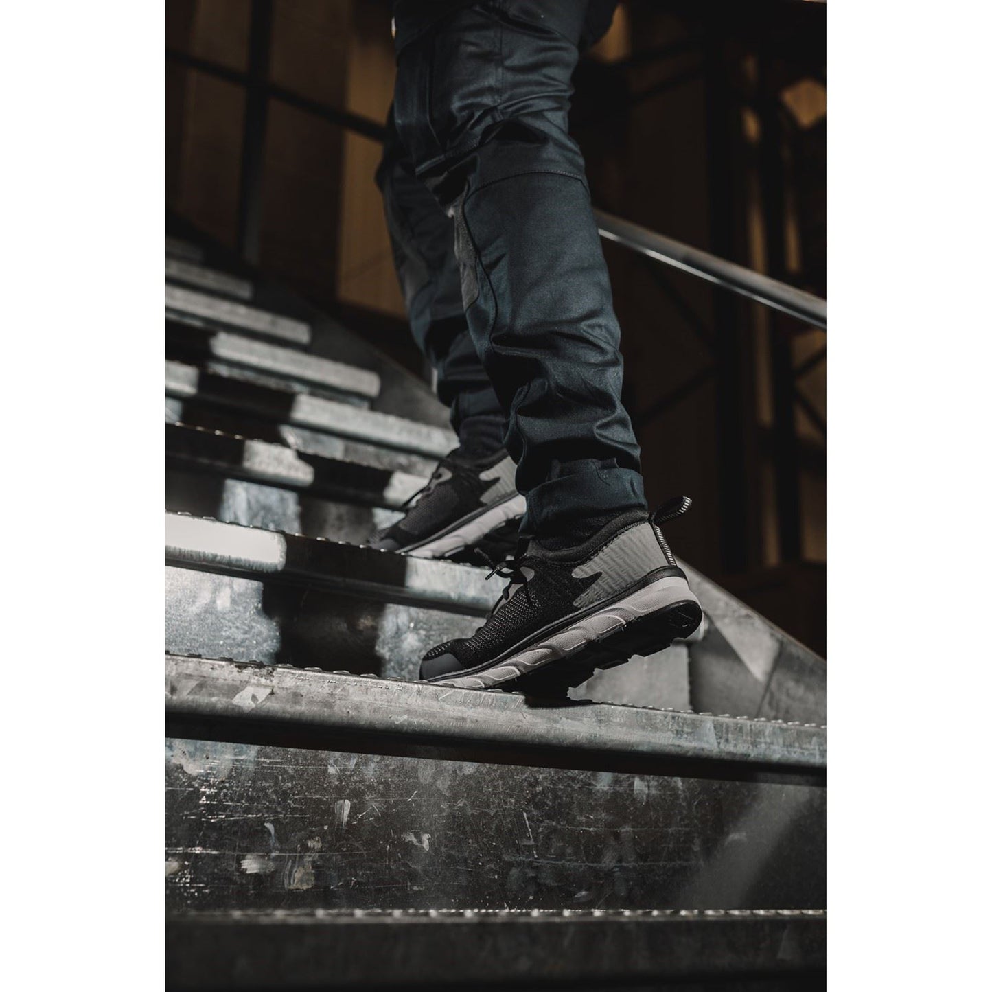 Amblers Safety Men's AS718 Safety Trainer in Black