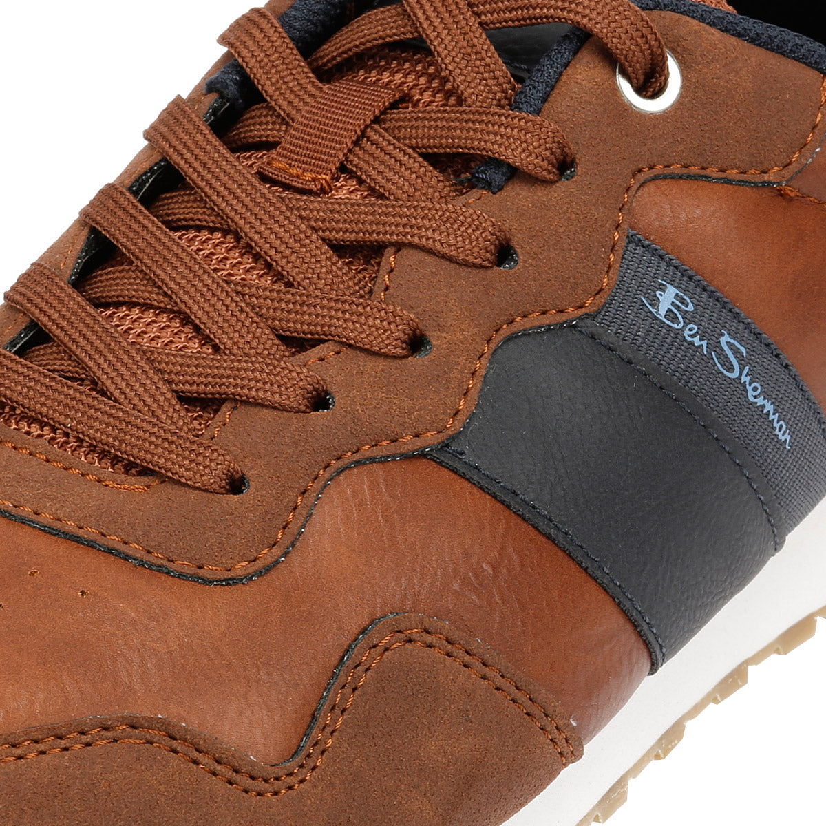 Ben Sherman - BS19003 MENS OWEN RETRO RUN TRAINER TAN/NAVY