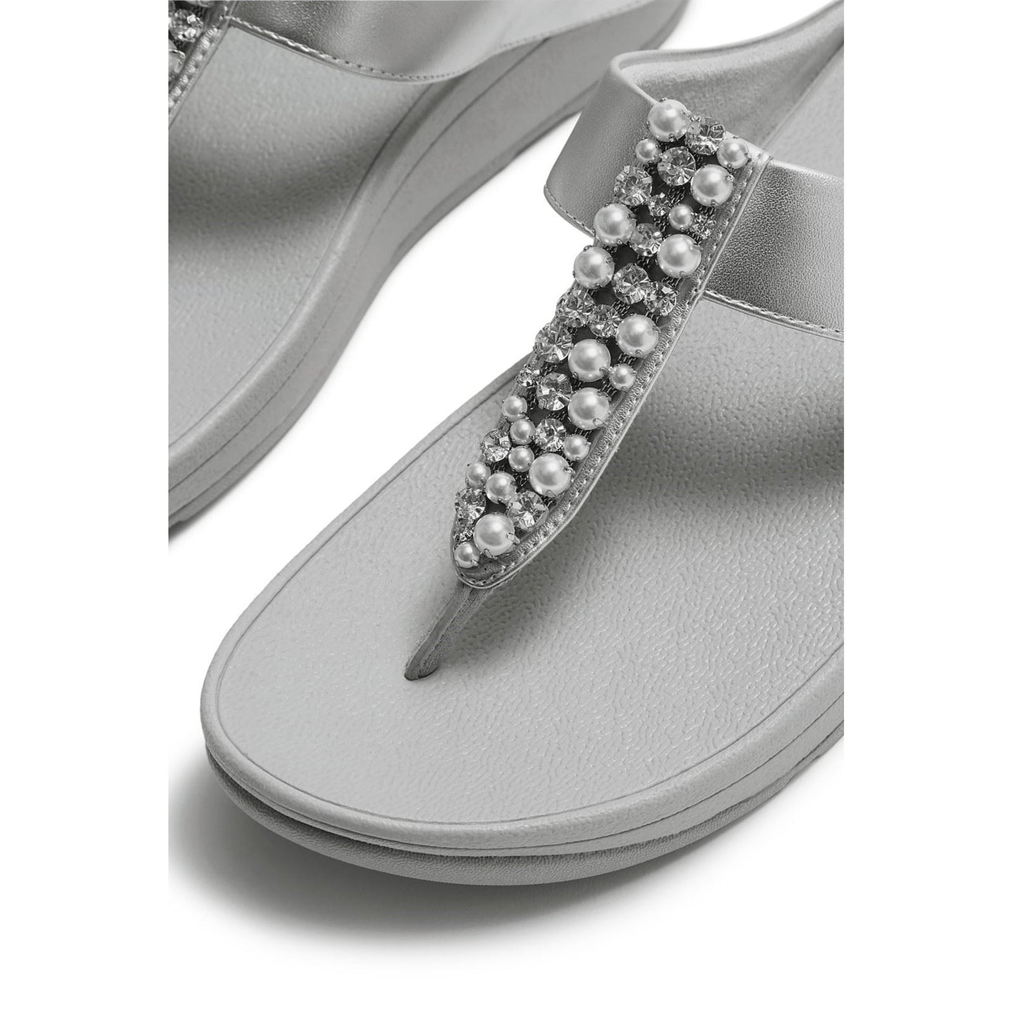 Fitflop Fino Toe-Post Polyurethane Women's Silver Sandals