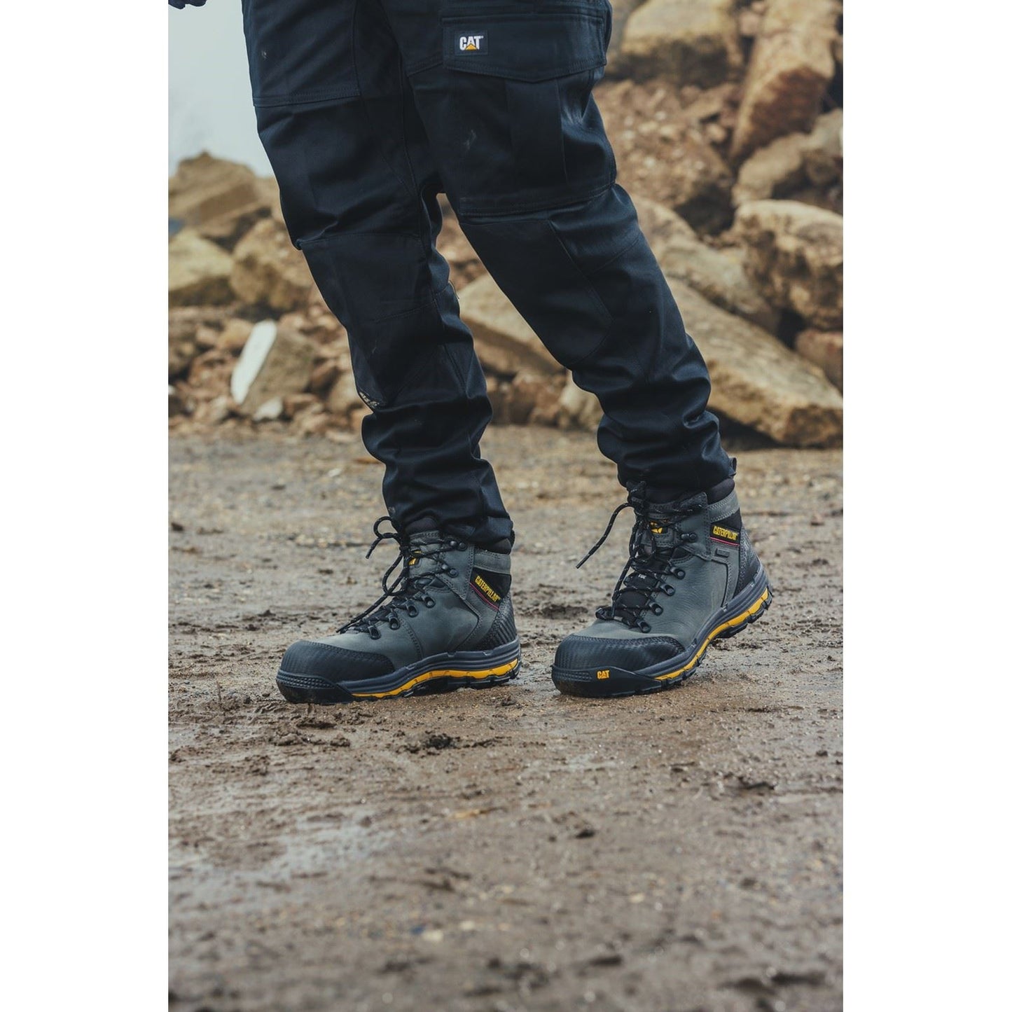 Caterpillar Men's Munising Safety Boot in Dark Shadow