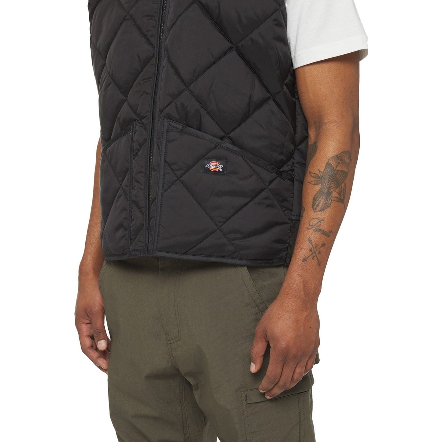Dickies Men's Diamond Quilted Vest in Black