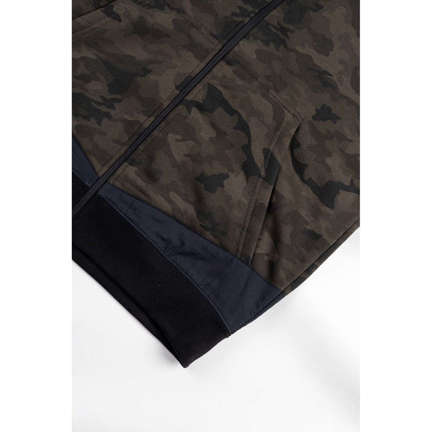 Caterpillar Men's Trade Sweatshirt in Night Camo-Black
