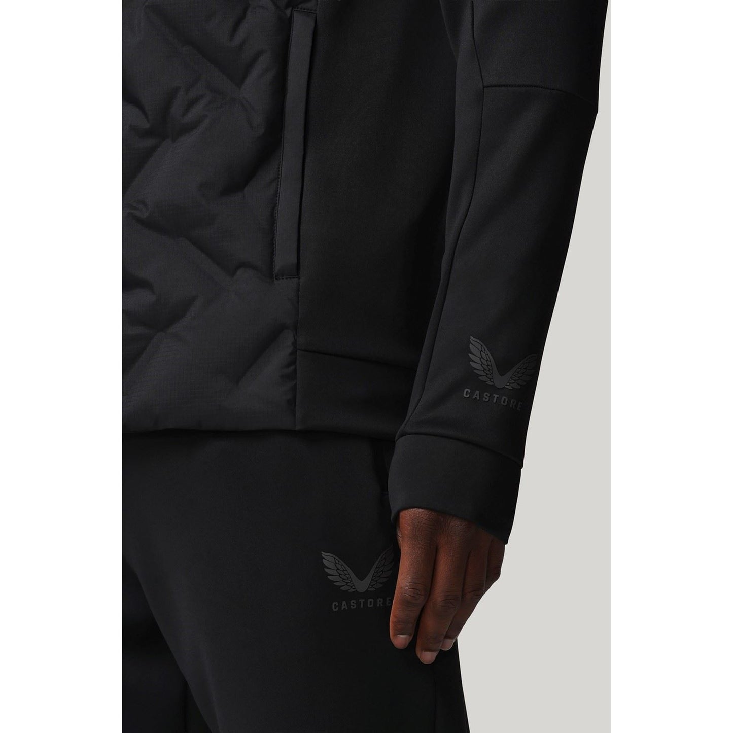 Castore Hybrid Jacket Men's Black Activewear Jackets