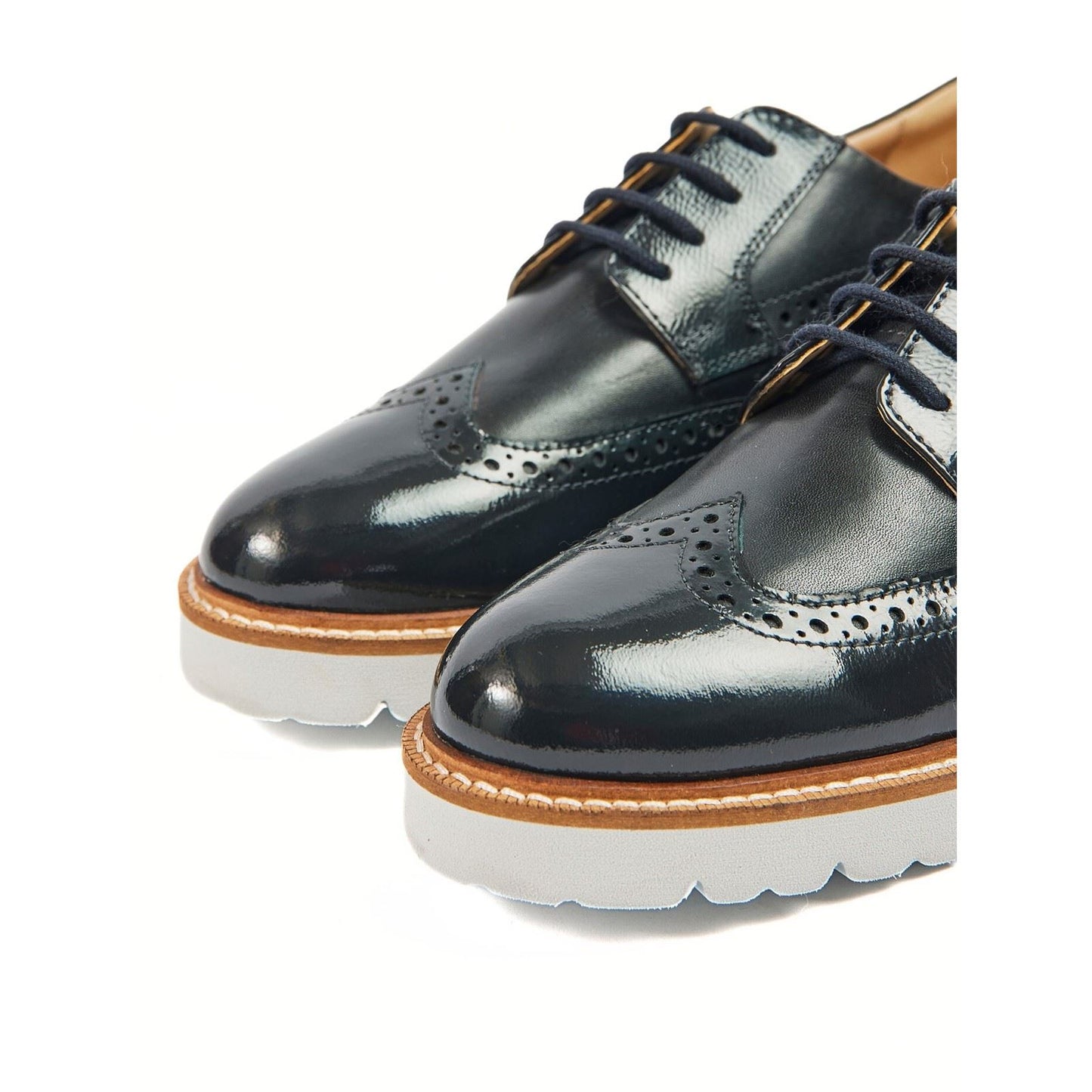 Pod Women's Kortney Brogues in Navy Patent