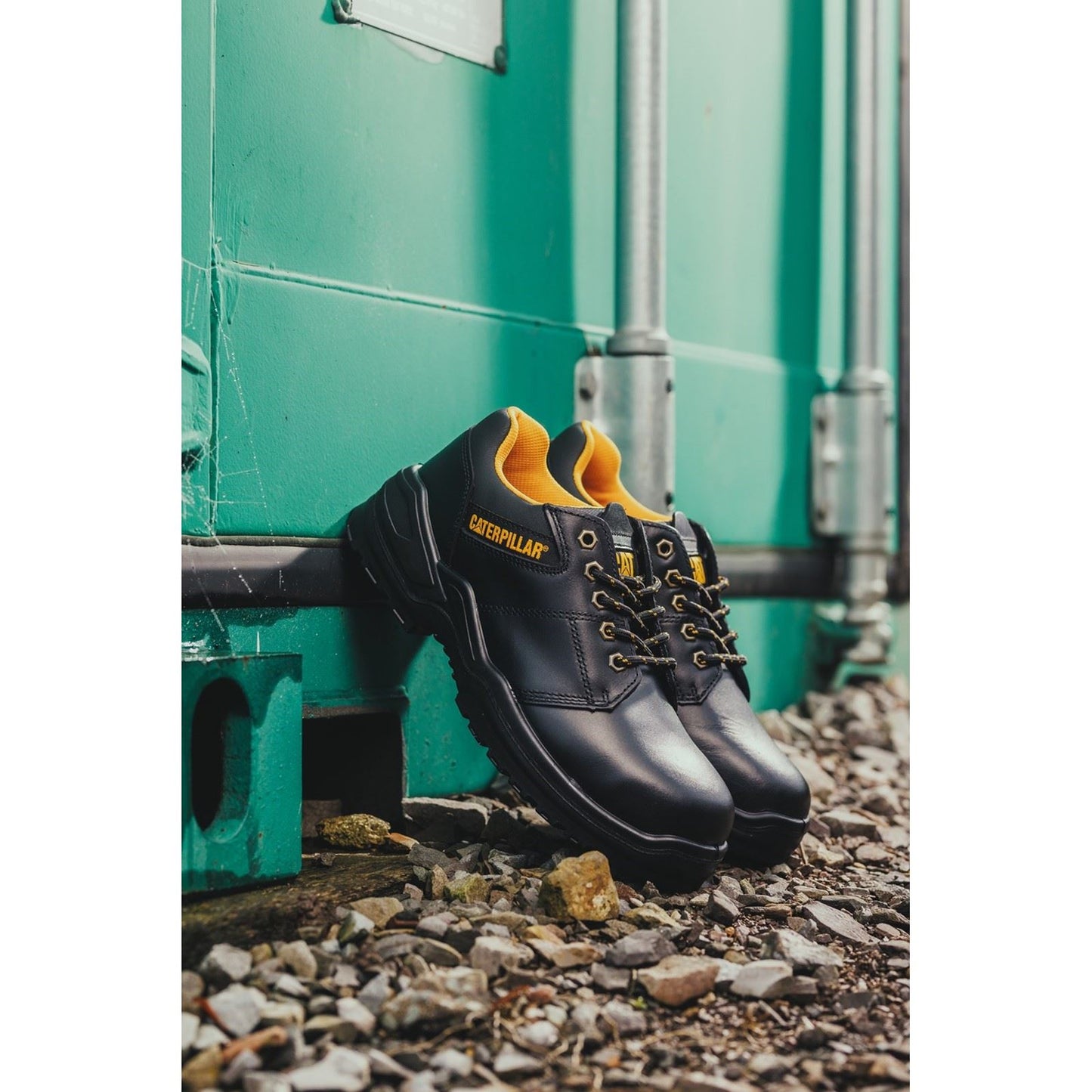 Caterpillar Men's Striver Low S3 Safety Shoe in Black