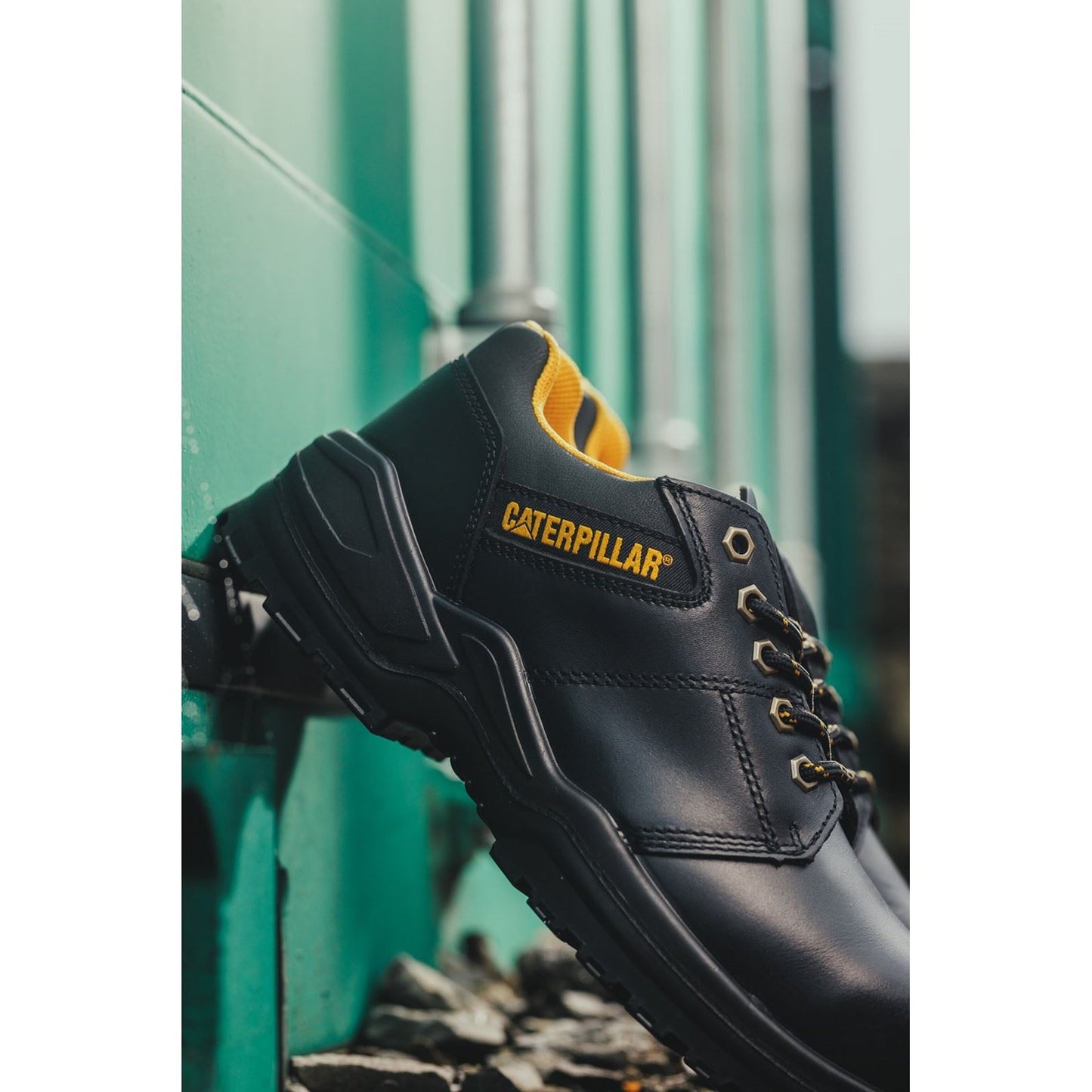 Caterpillar Men's Striver Low S3 Safety Shoe in Black